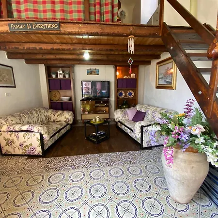 Casa Aloe Nel Cuore Della Sicilia * Pietraperzia